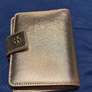 Gold Textured Wallet Tory Burch